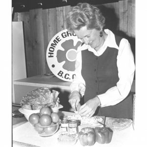 Mona Brun cooking demo at fair